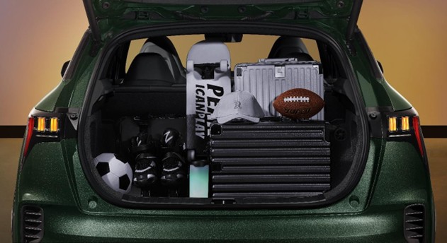 Picture12 10 lý do nên mua xe Lynk & Co 06