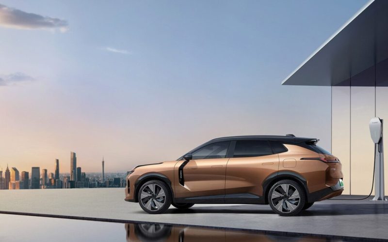 anh-bia-web-lynk-co-08 (1)